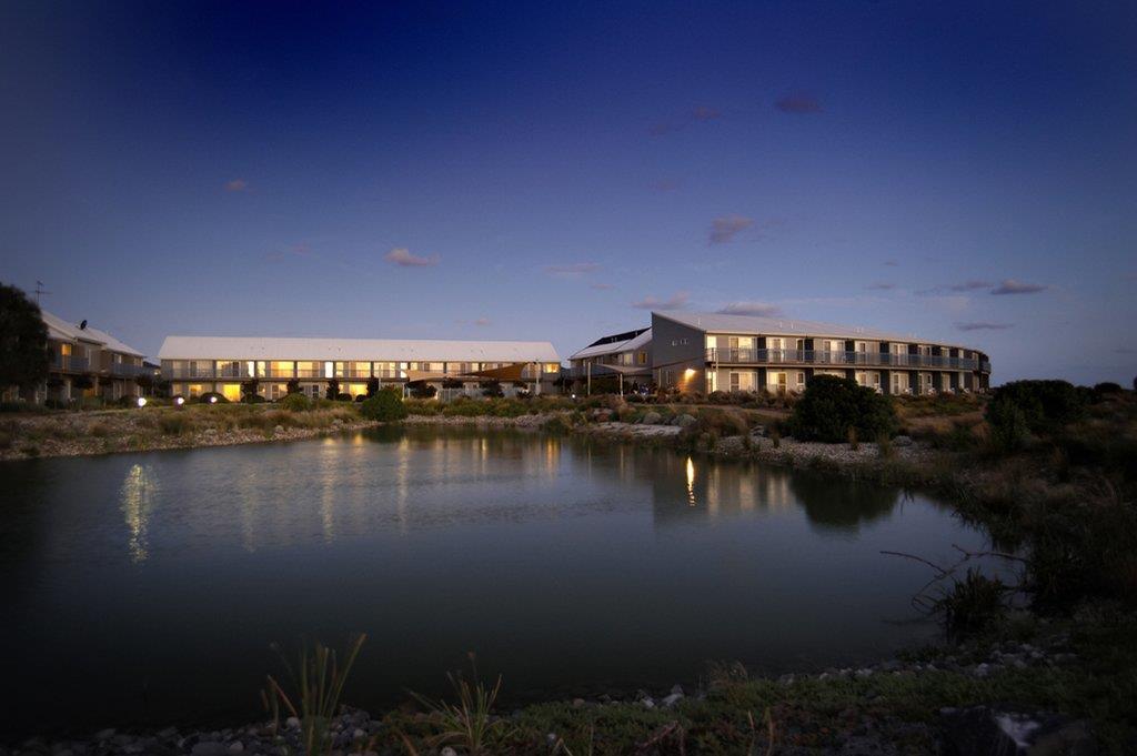 เควสวิลเลี่ยมส์ทาวน์นอร์ทอพาร์ทเม้น Aparthotel วิลเลียมส์ทาวน์ ภายนอก รูปภาพ