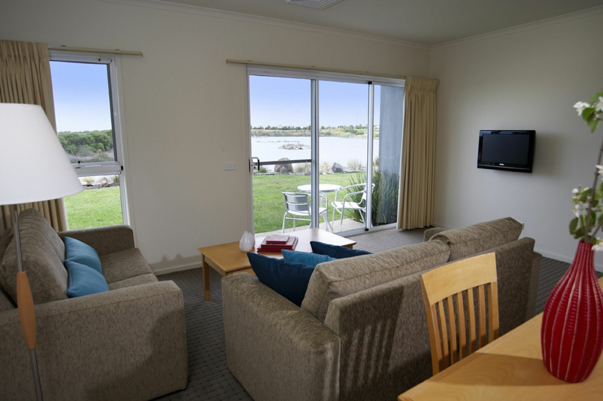 เควสวิลเลี่ยมส์ทาวน์นอร์ทอพาร์ทเม้น Aparthotel วิลเลียมส์ทาวน์ ภายนอก รูปภาพ